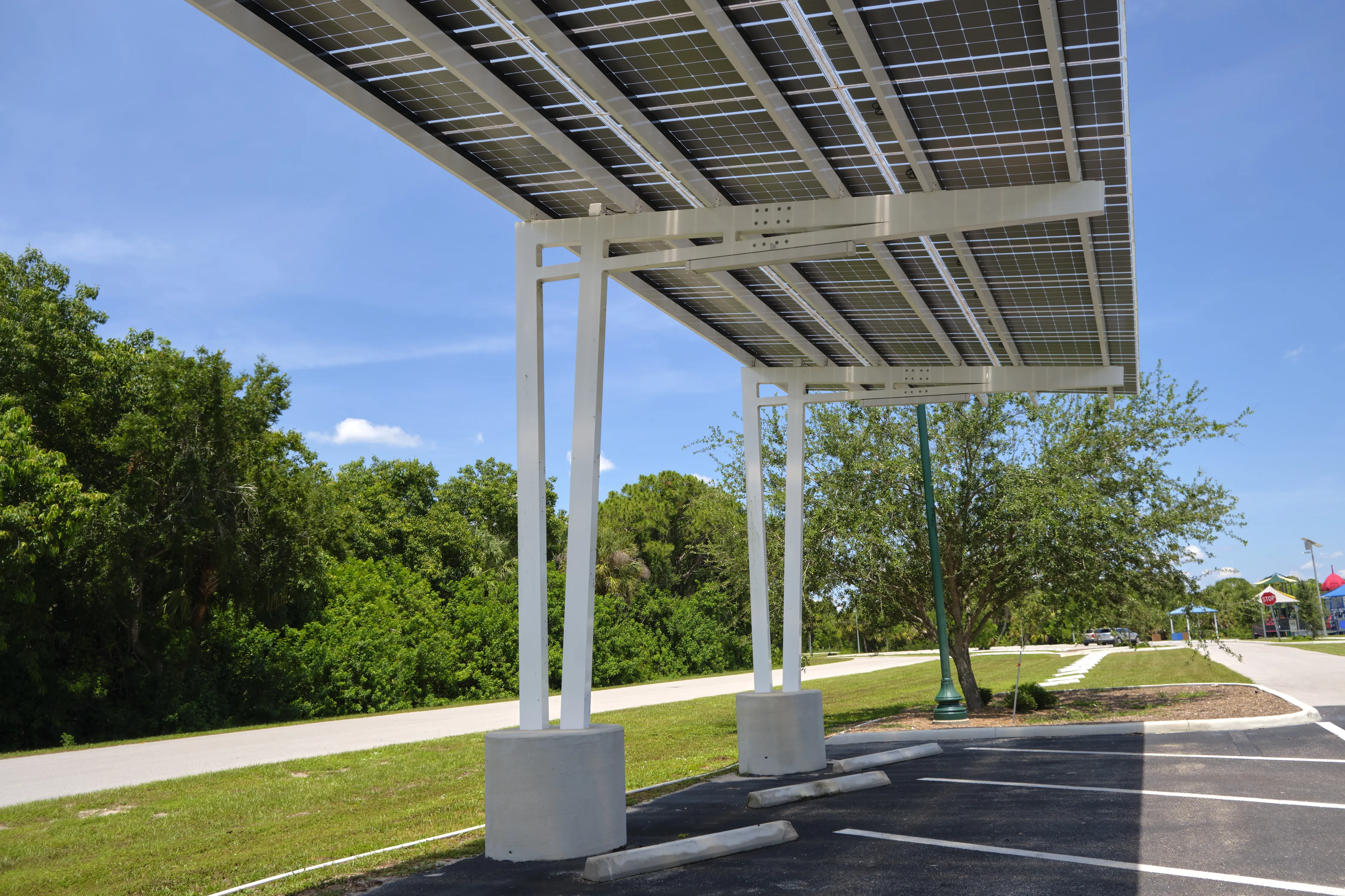 Image installateur carport solaire 3 carport solaire 84