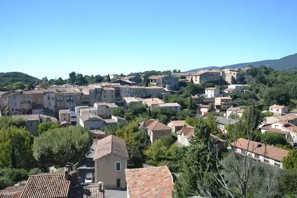 Carport Solaire 84 Installateur carport solaire Cabrières-d'Aigues