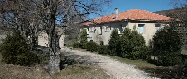 Carport Solaire 84 Installateur carport solaire Lagarde-d'Apt